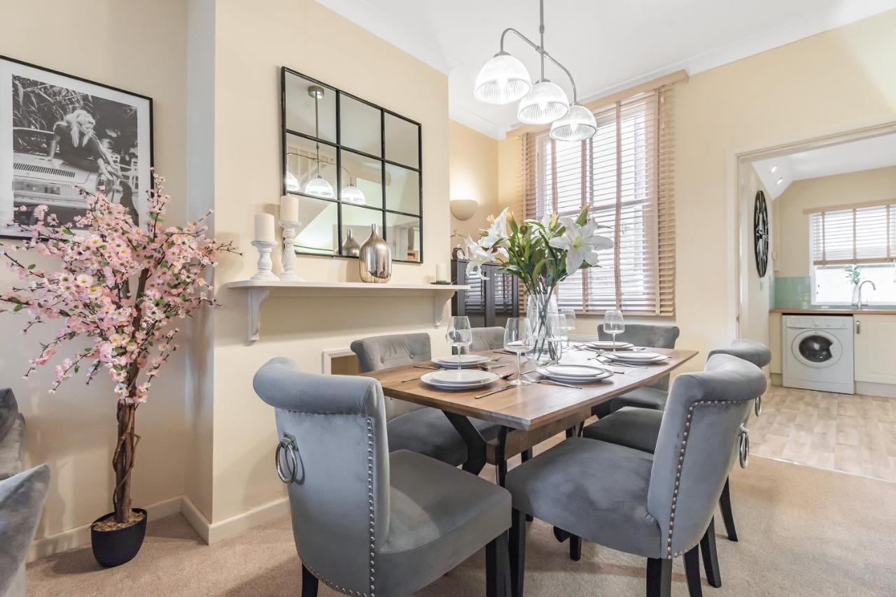 Chester City Centre Cottage, Sleeps 6 With Free Parking ภายนอก รูปภาพ