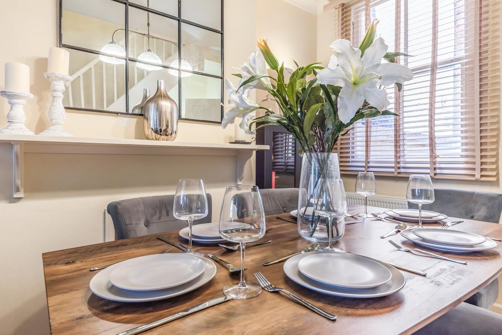 Chester City Centre Cottage, Sleeps 6 With Free Parking ภายนอก รูปภาพ