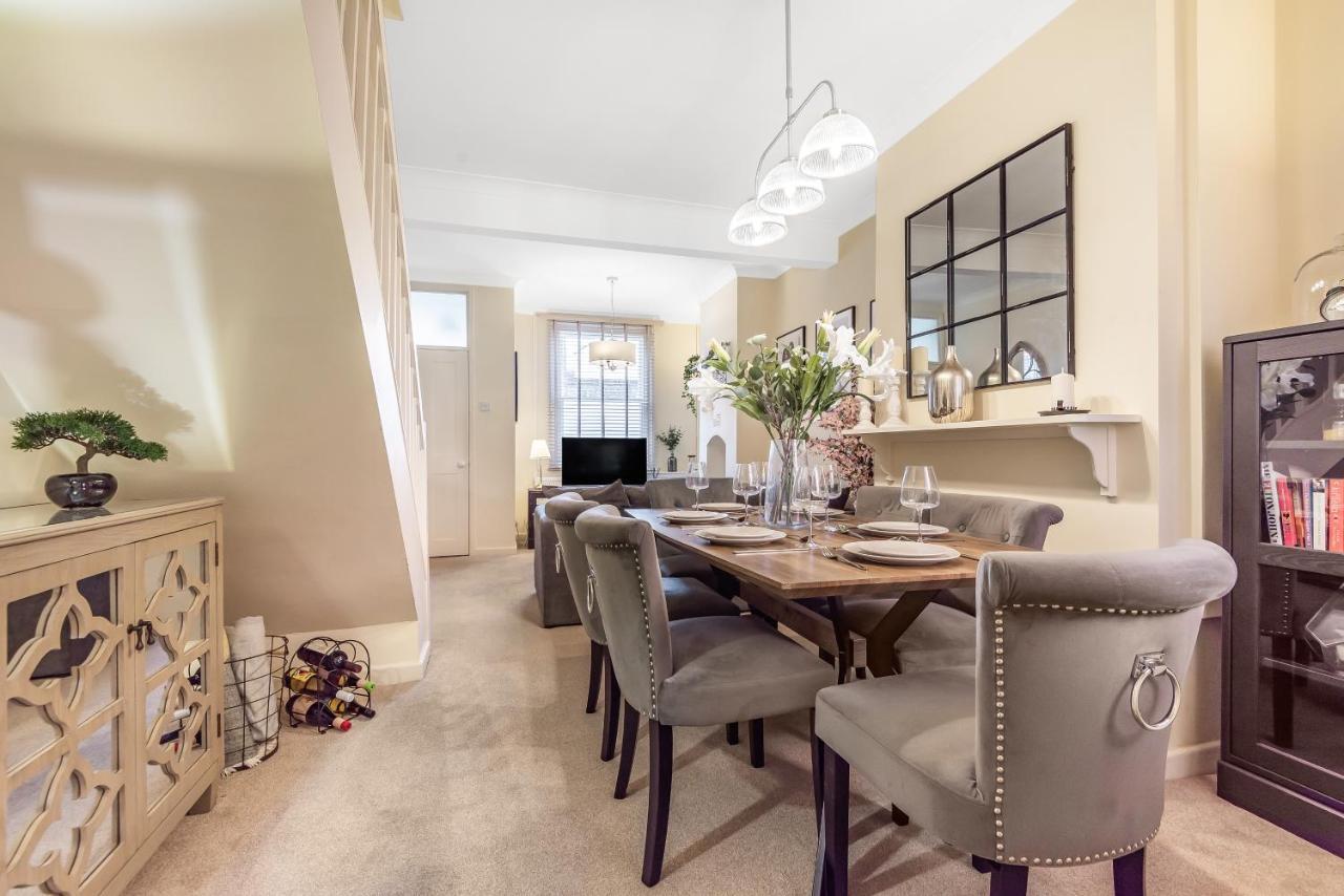 Chester City Centre Cottage, Sleeps 6 With Free Parking ภายนอก รูปภาพ