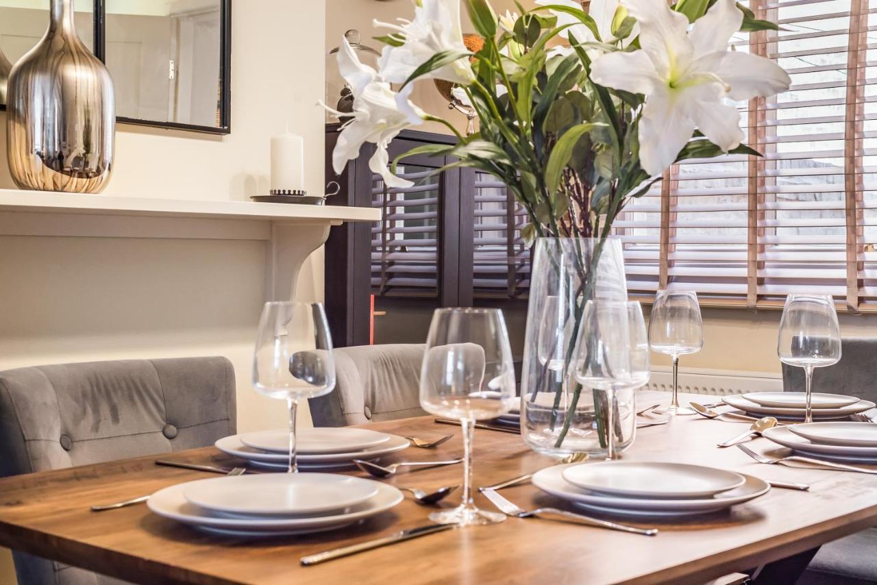 Chester City Centre Cottage, Sleeps 6 With Free Parking ภายนอก รูปภาพ